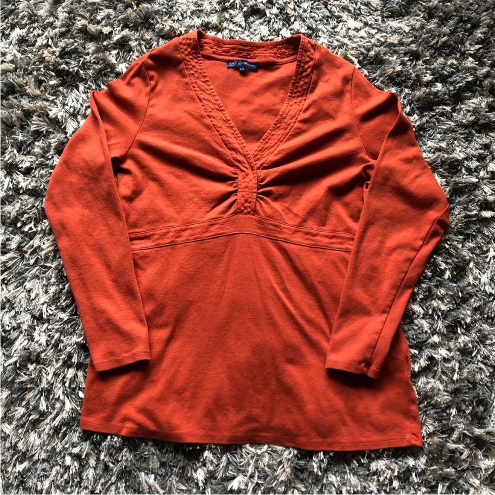 Thyme Maternity ~ Long sleeve tee V-neck ~ Women’s Size XL